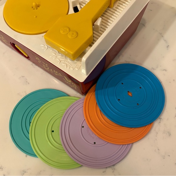 Not vintage Fisher Price Music Box Record Player - Picture 5 of 6
